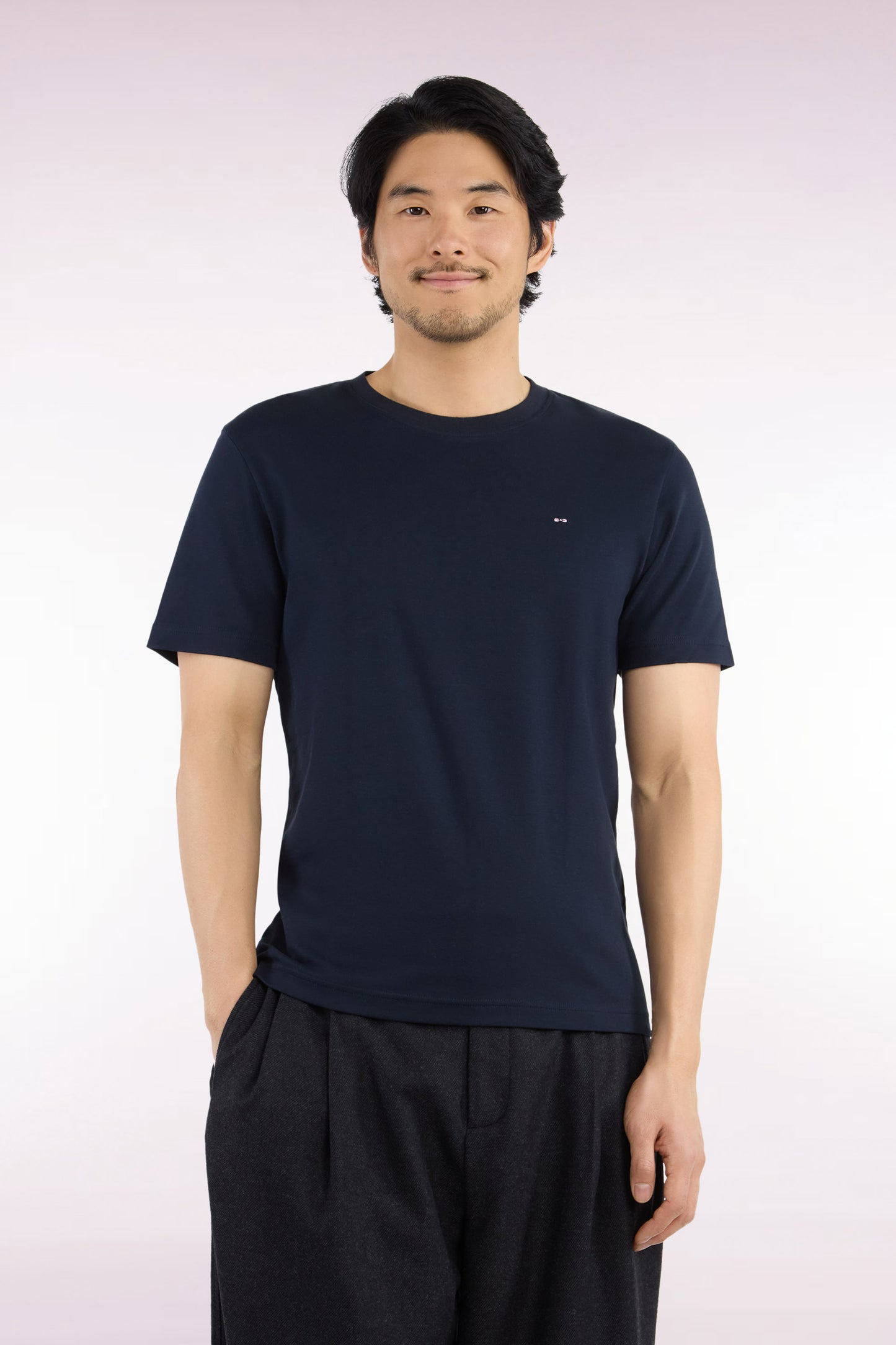 T-shirt manches courtes en coton marine coupe droite