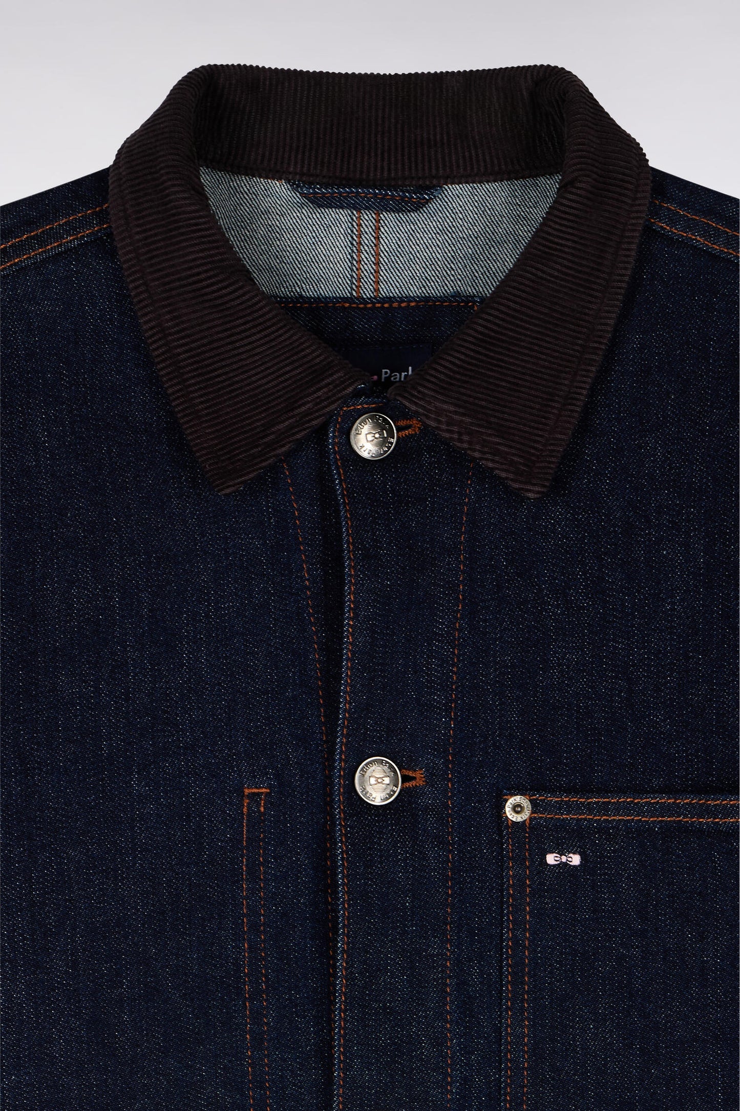 Surchemise en denim brut col en velours côtelé
