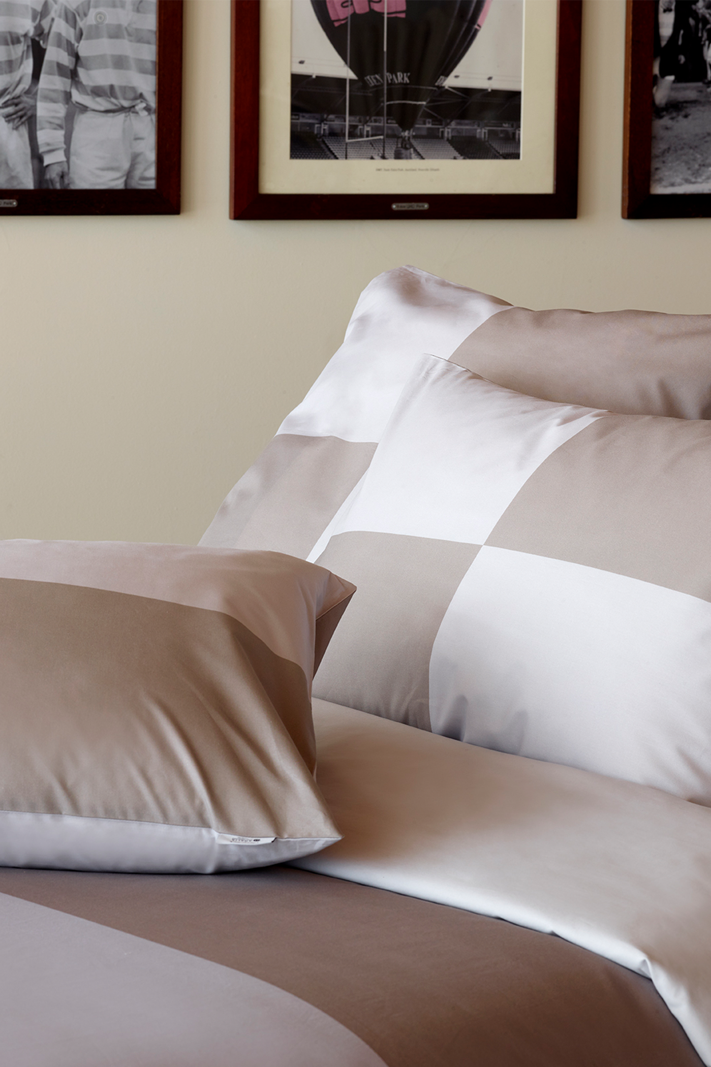 Barbarian grey comforter cover