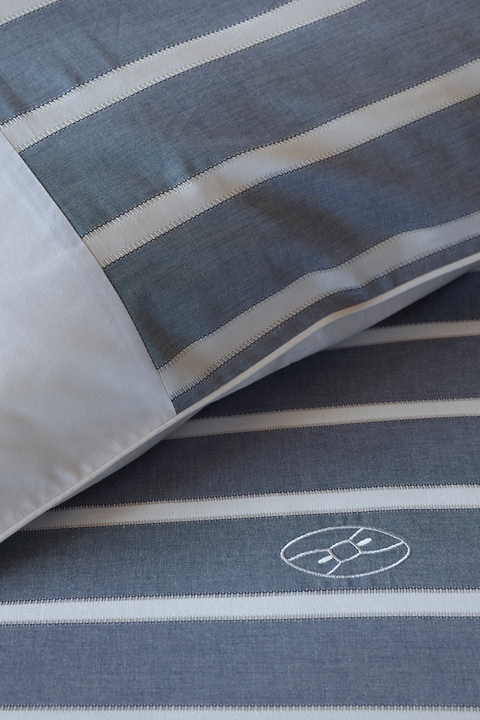 duo of square striped pillow case - Image 1