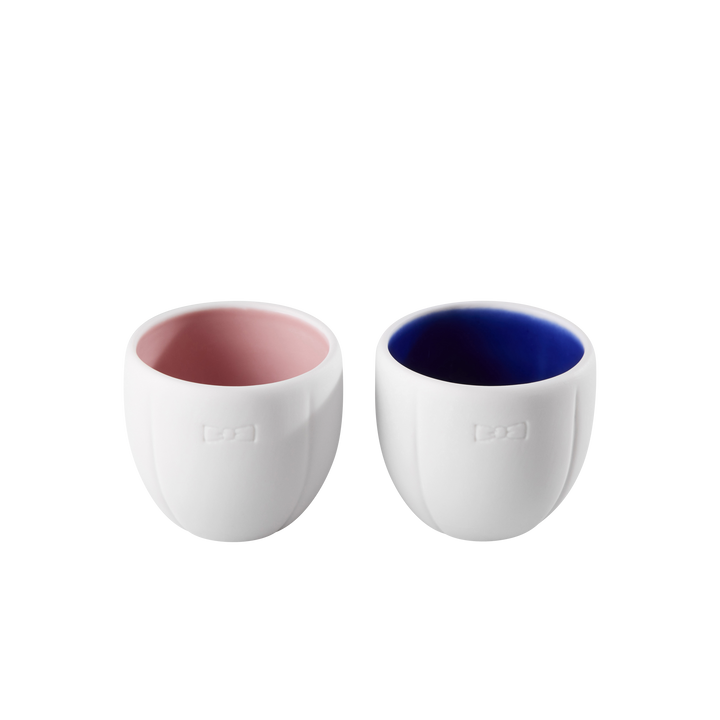 Deux tasses à café en porcelaine