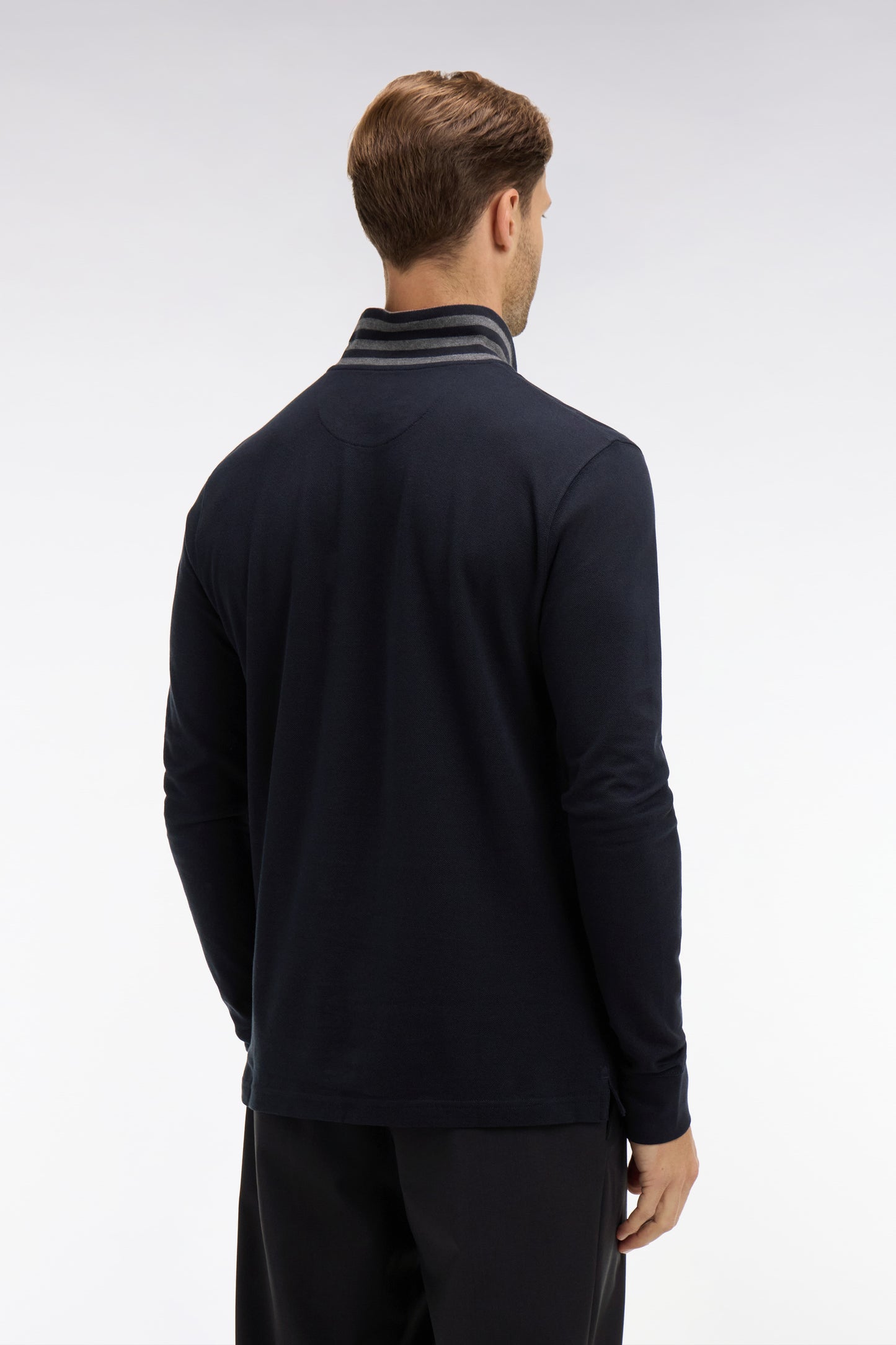 Black cotton polo with contrasting neck