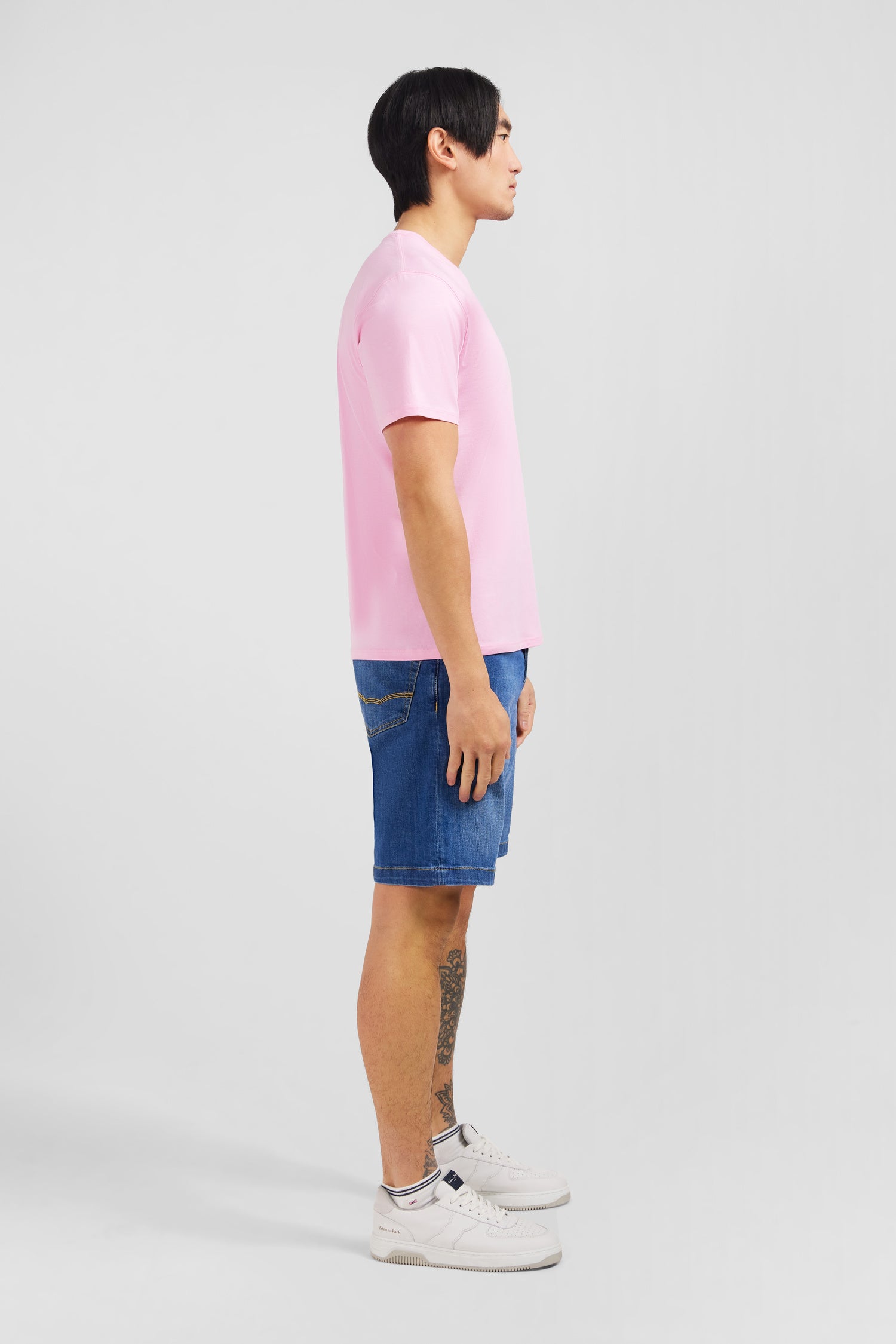 V-neck pink light pima cotton t-shirt