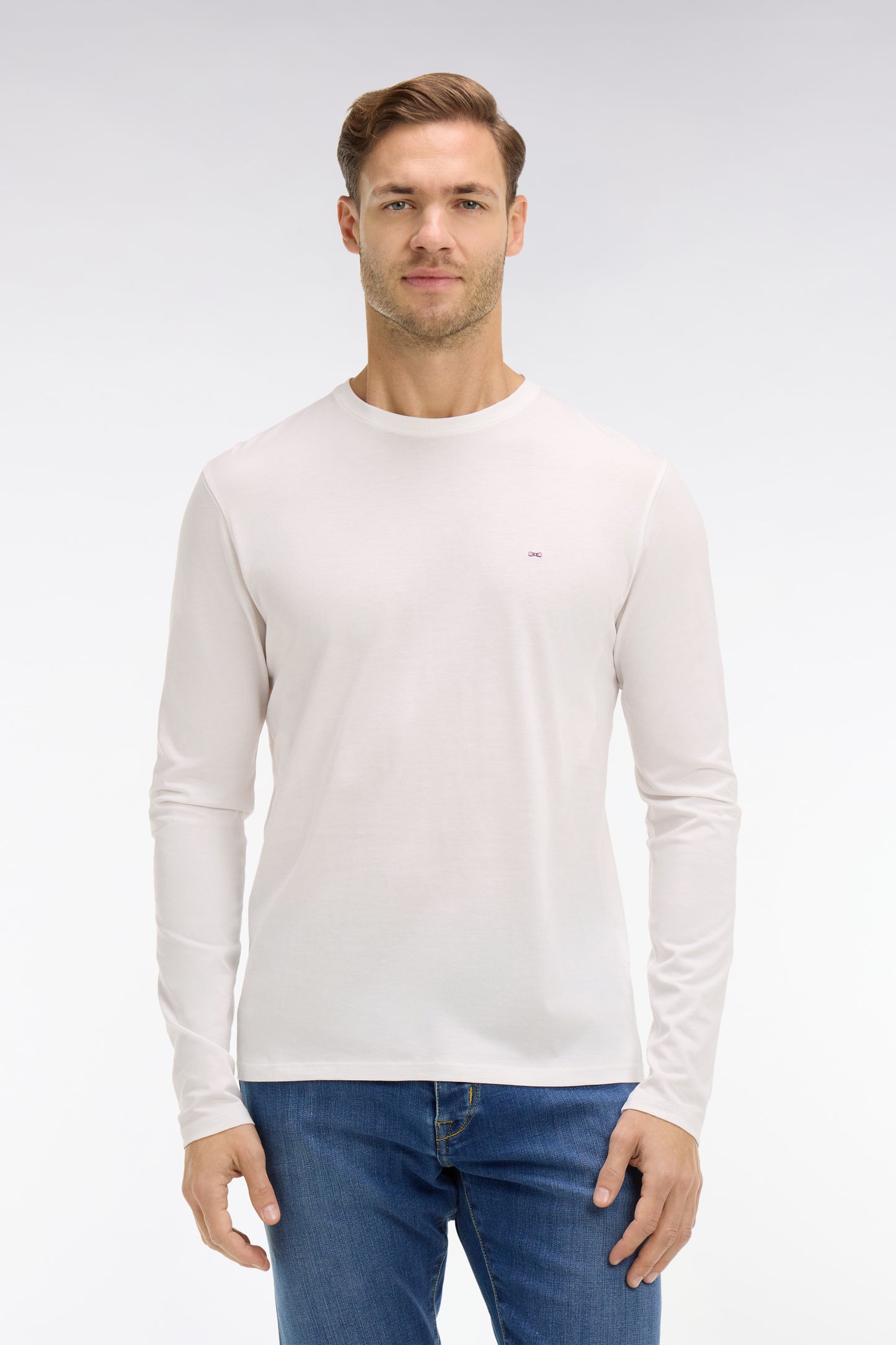 Long sleeved white cotton t-shirt