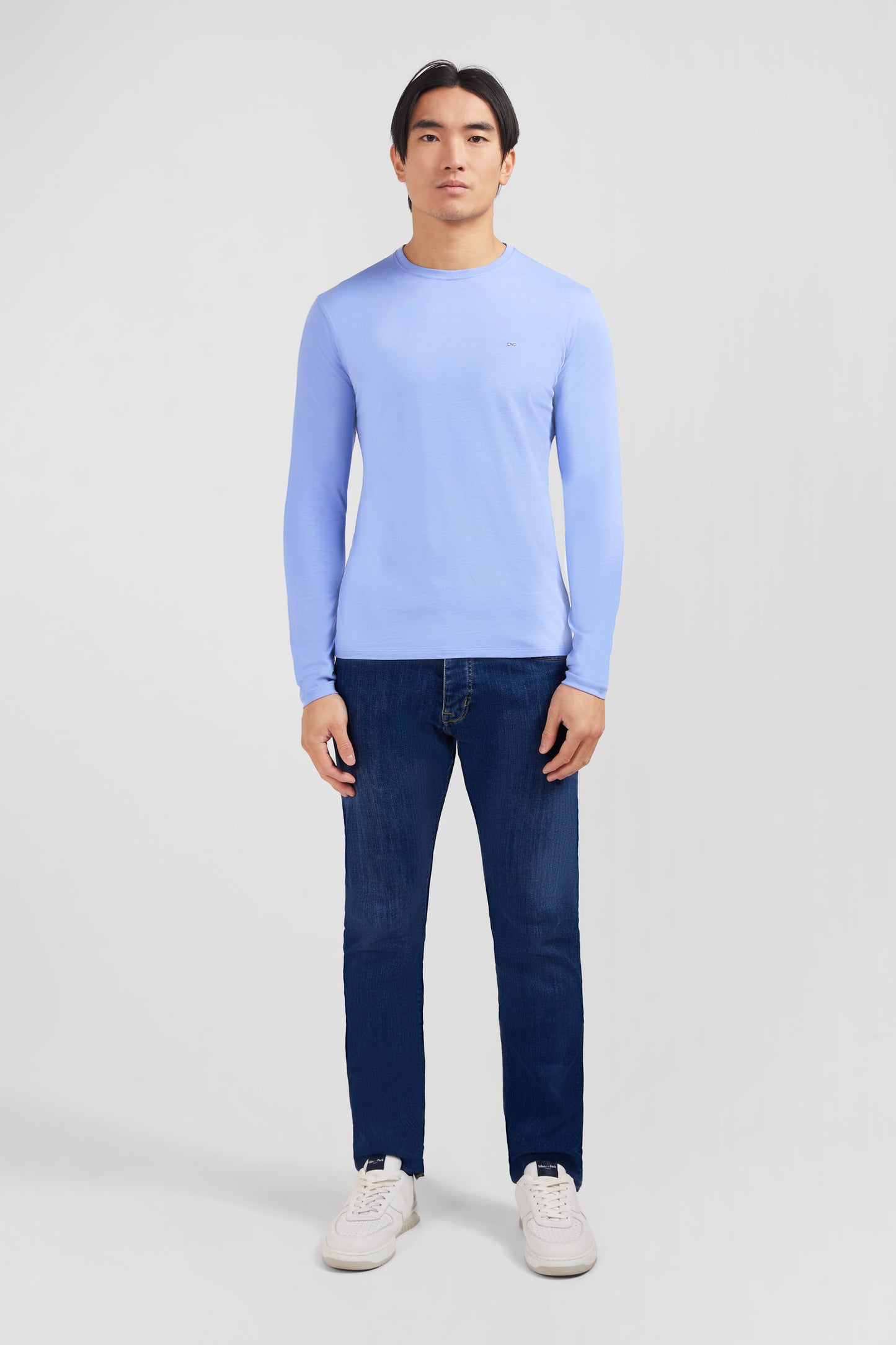 Long sleeved blue cotton t-shirt