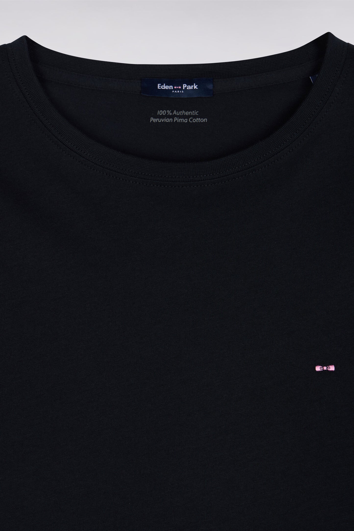 Long sleeved black cotton t-shirt