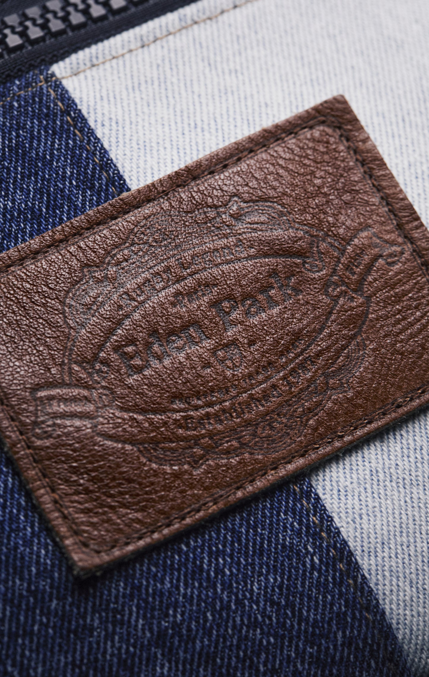 Two-tone upcycled denim fanny pack Pap'Atelier
