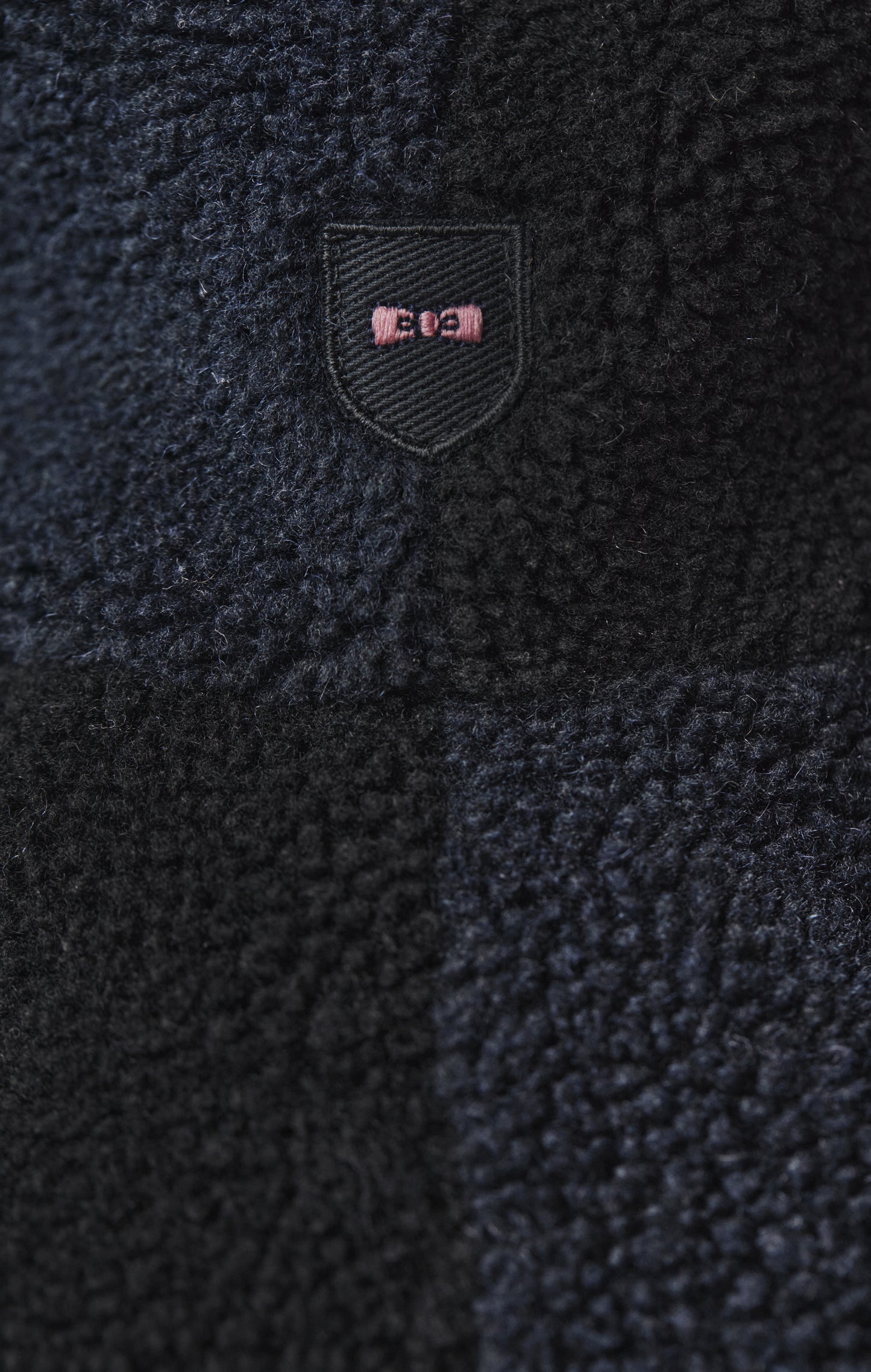 Bob en bouclette noir upcyclé Pap'Atelier