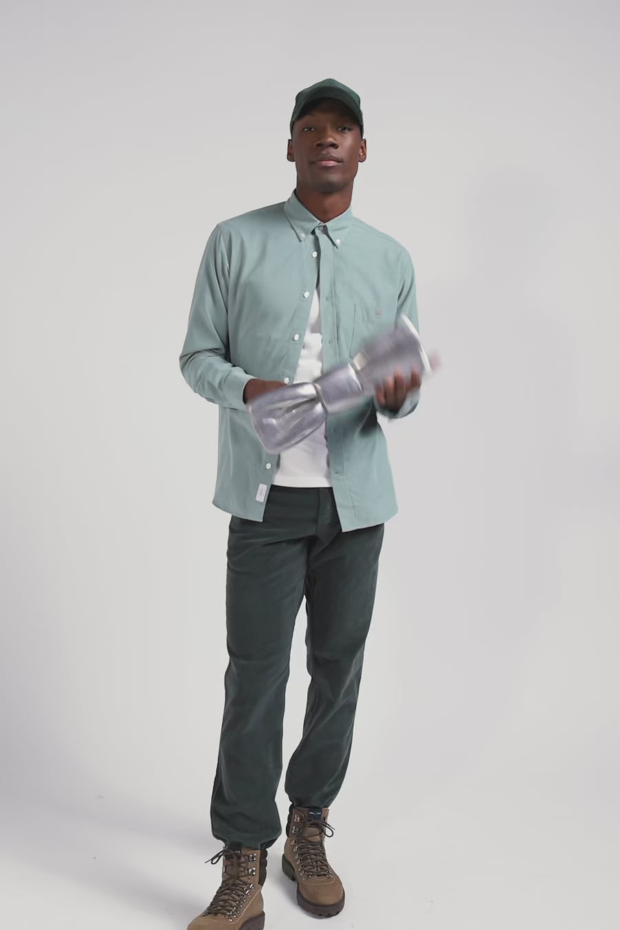 Regular plain aqua green cotton shirt with button-down collar and chest pocket