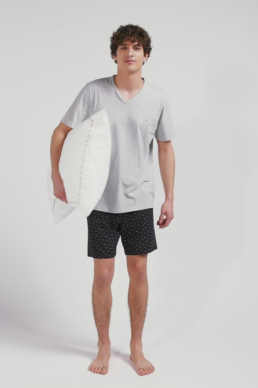 Grey short cotton pajamas with micro pattern shorts