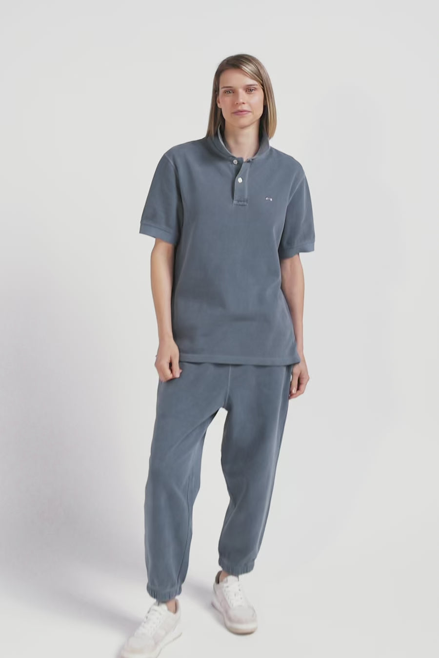 Oversized grey unisex short-sleeved cotton piqué polo shirt