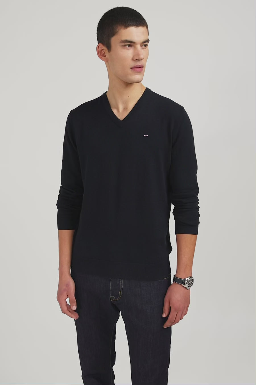 Black V-neck cotton jersey jumper