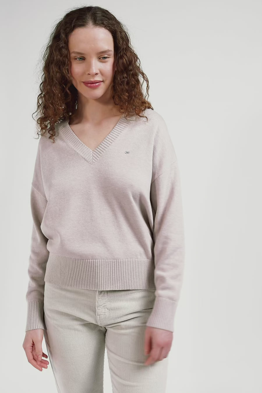 Relax beige wool and cotton V-neck jumper