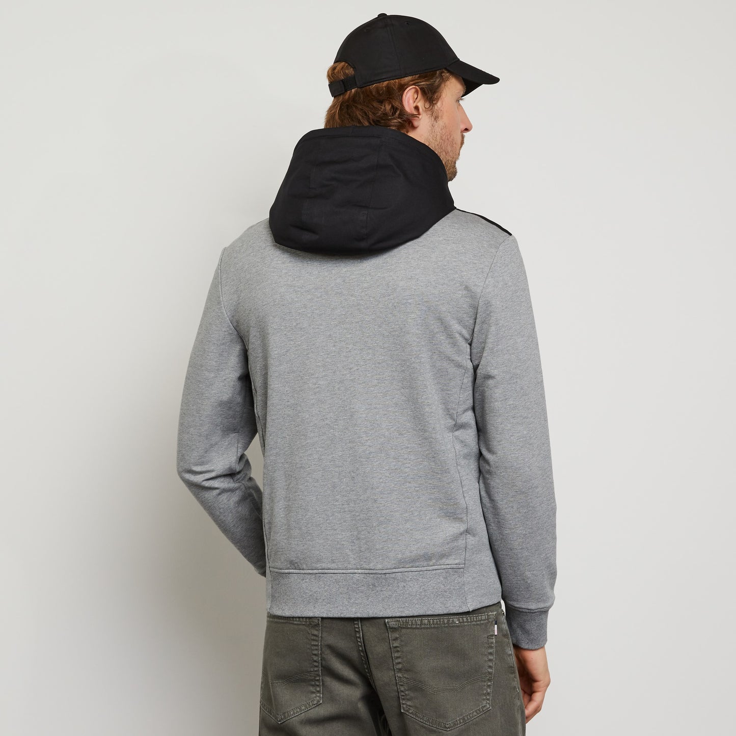 Colour-block zipped sweatshirt with hood