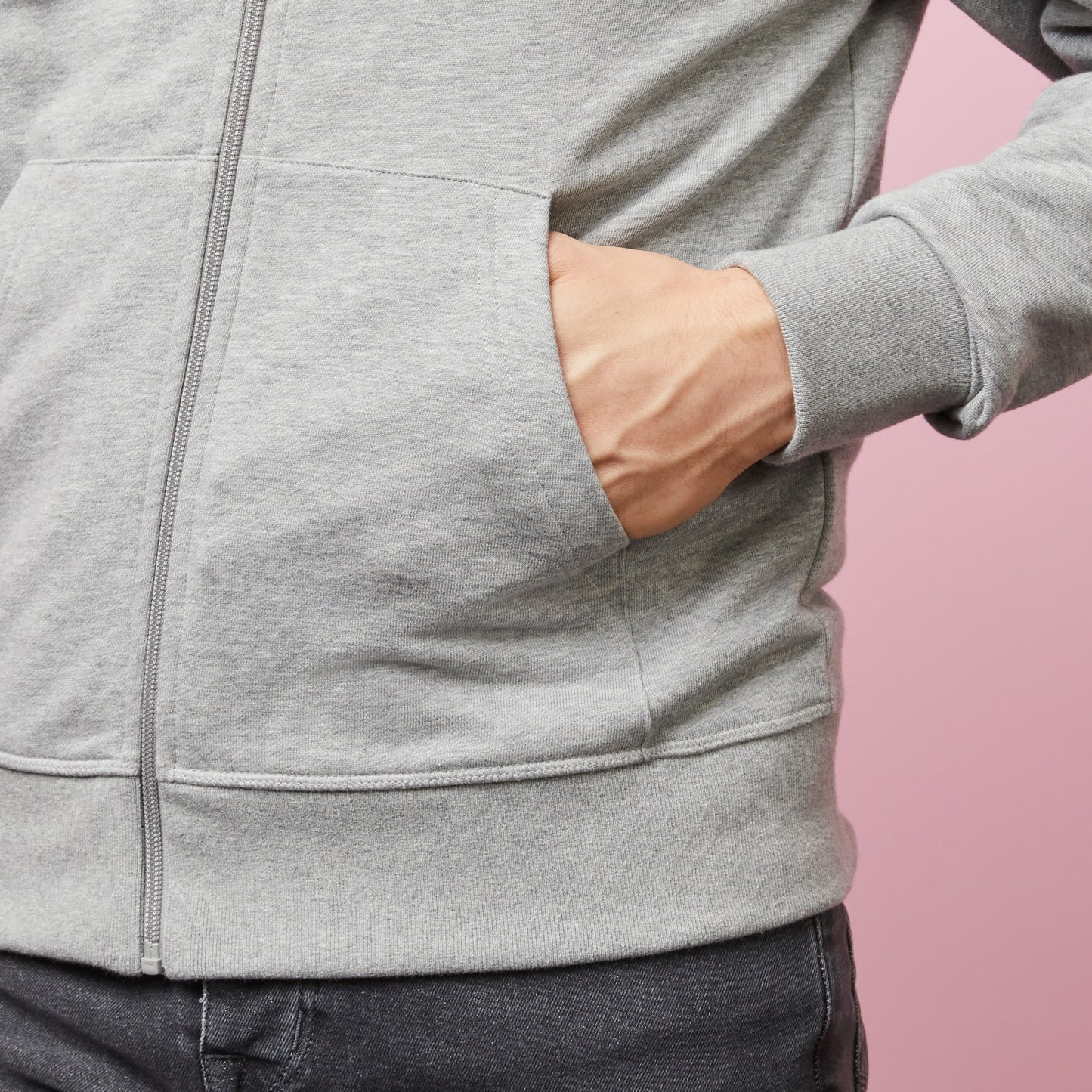 Grey zipped sweatshirt with hood